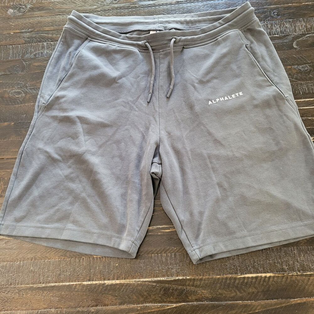 Alphalete Men’s XL Gray Drawstring Shorts Athletic Gym Casual